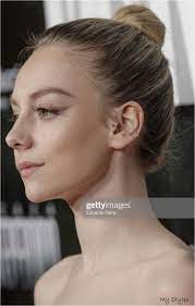 Todas conoceréis a ester expósito, la actriz madrileña que ha saltado a la fama con la serie de netflix élite interpretanndo el papel de carla. No Title Piercings Oreja Aro Ohrringe Piercing Piercings Ohr Piercing Ohr