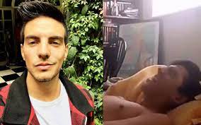 Video sexual masturbándose pack Vadhir Derbez esto dice al respecto como si  fuera la primera vez 