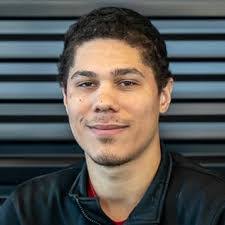 Devin Beavers's Instagram, Twitter & Facebook