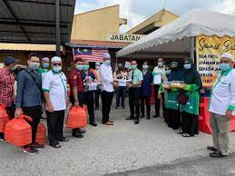 Kk hulu kelang temujanji penyakit kronik (diabetes, darah tinggi, asma dan seumpamanya) dan temujanji kes mch hendaklah mengikut temujanji klinik yg telah ditetapkan. Khabar Pas Kawasan Dari Negeri Selangor Pas Kawasan Gombak Pas Dun Hulu Kelang Raikan Petugas Kesihatan Berita Parti Islam Se Malaysia Pas