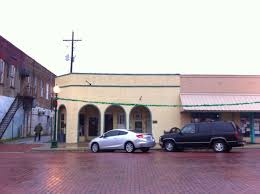 English Funeral Home Photo By Crystal Arcand Home Photo Funeral Home Mineola Texas
