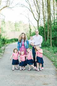 Angela has lived in the green bay area for about 30 years, and has been doing photography professionally for the last 6 years. Green Bay Wi Family Photographer Green Isle Park Photos Milwaukee Door County And Green Bay Wedding Photographers Karen Ann Photography