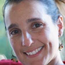 Ellen Ayres's Instagram, Twitter & Facebook