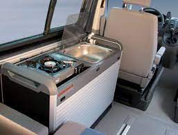 volkswagen california beach foto interior furgoneta volkswagen bus camper interieur volkswagen