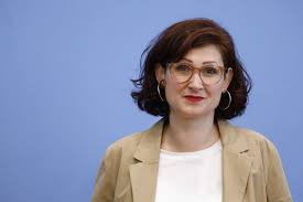 Sheila mysorekar from the neue deutsche medienmacher*innen commentsmore. Wie Die Neuen Deutschen Medienmacher Einfalt Fordern