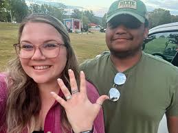 What are wedding planning dos and don'ts?