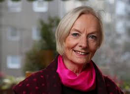 Gesprächsangebot für einsame Menschen: Wer einfach mal reden will, kann sie  anrufen