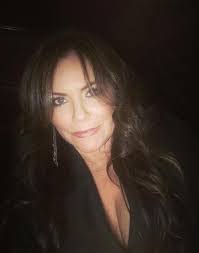 Rena Massey's Instagram, Twitter & Facebook