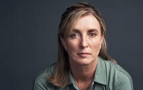 Ellen Deutsch's Instagram, Twitter & Facebook