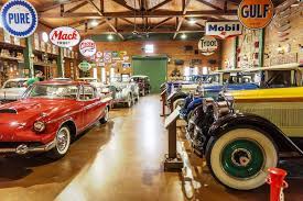 Fort Lauderdale Antique Car Museum Puzzle In Cars Amp Bikes Jigsaw Puzzles On Thejigsawpuzzles Com Play Full Screen Enjoy Puzzl Antique Cars Car Museum Car