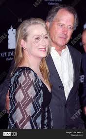 Meryl streep married husband don gummer, a sculptor, in 1978 after the death of her boyfriend, john cazale. Meryl Streep Husband Image Photo Free Trial Bigstock