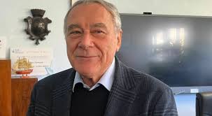 Stato, rispetto, legalità. L'ex magistrato Pietro Grasso ha incontrato gli  studenti orvietani