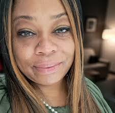 Alexis Reddick's Instagram, Twitter & Facebook