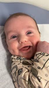 Oh my gosh I just cut up onion, jalapeños, tomatoes and limes and couldn't  get the smell off my hands! Used a little of this