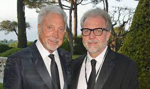 In the united states and canada, jones just missed the top ten with daughter of darkness. Tom Jones Children How Many Children Does Tom Jones Have Music Entertainment Express Co Uk