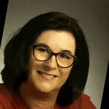 ❤️Captain Suzy Garrett and her first-officer daughter, Donna, are the first  mother-daughter pair in history to pilot a commercial Skywest Airlines  flight together. Suzy was one of the first dozen…