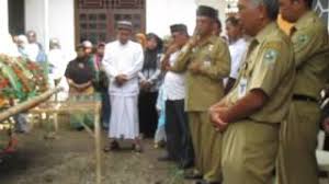 We did not find results for: Daftar Contoh Kata Sambutan Pelepasan Jenazah Video Tips Diet Jessica Mila