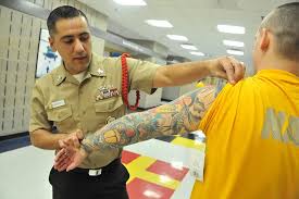 This new policy isn't much different from one released in 2016. U S Naval History Auf Twitter Dyk That Approximately 65 Of Wwii Usnavy Sailors Sported Tattoos The Highest Percentage Of Any U S Military Branch Find Out More From Our Friends At The Psnavymuseum