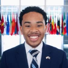 This past weekend, I had the privilege of speaking about the critical topic  of bridging divides and the story and purpose of my organization African  American Reconstruction at the Arizona Town Hall. |