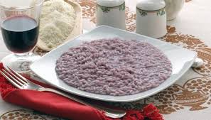 Aggiungete il riso e il vino rosso e fatelo ben rosolare. Ricetta Risotto Al Vino Rosso Le Ricette Di Buonissimo