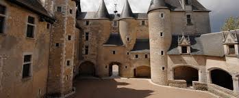 Guests are advised to book in advance. Das Schloss Von Fougeres Sur Bievre Blois Chambord Turismus