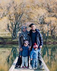 Simak biodata ustadz syam yang telah dirangkum berikut ini. Romantiknya Ustaz Don Daniyal Sambut Wedding Anniversary Bersama Isteri Dapat Berita Gembira Pula Tu Tahniah Nona