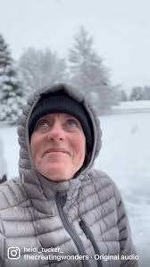 𝗦𝗼𝗺𝗲𝘁𝗶𝗺𝗲𝘀 𝗹𝗶𝗳𝗲 𝘄𝗵𝗶𝘀𝗽𝗲𝗿𝘀 𝘃𝗲𝗿𝘆 𝘀𝗼𝗳𝘁𝗹𝘆: 𝗶𝘁'𝘀  𝘁𝗶𝗺𝗲 𝘁𝗼 𝗰𝗵𝗼𝗼𝘀𝗲 𝘆𝗼𝘂𝗿𝘀𝗲𝗹𝗳. 🤍 And if you're reading this  right now… that's probably not a coincidence. Not tomorrow. Not someday.  But now. In small steps.