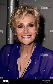 Annie broadway hi-res stock photography and images