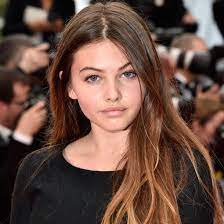 Thylane blondeau war erst neun jahre alt, als sie zum „schönsten mädchen der welt ernannt wurde. Wir Sind Sprachlos So Sieht Das Schonste Madchen Der Welt Heute Aus Thylane Blondeau Beauty Beautiful Long Hair