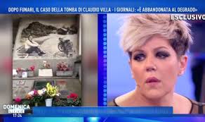 Le grandi voci della c… Manuela Villa Lascia Lo Studio In Lacrime La Tomba Del Padre E Nel Degrado Giornale Di Sicilia