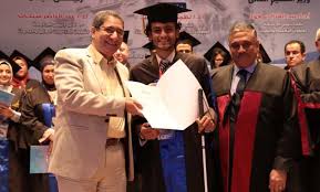 آداب عين شمس ترفض تعيين الأول على قسم اللغة الإنجليزية لإعاقته البصرية موقع نساعد