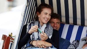 Die frau von thomas müller heißt lisa müller und ist nicht die typische spielerfrau. Thomas Muller Vom Fc Bayern Baut Traumhaus In Otterfing Otterfing