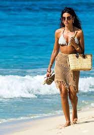 More memes, funny videos and pics on 9gag. Michelle Keegan Beach In Jamaica 01 29 2020 Celebmafia