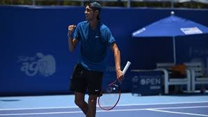El año de alejandro tabilo, fue mas que positivo, comenzó en el 213 atp y termino en el 169 atp, con recuerden que los amigos de tenis chile estarán en vivo con mi partido. Sigue El Partido De Alejandro Tabilo Que Busca El Paso Al Cuadro Principal Del Abierto De Australia Meganoticias