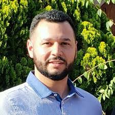 Efren Ayala's Instagram, Twitter & Facebook