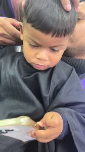 Nery Amaya (@neryamaya94)’s videos with Yo tengo que ir para la barbería