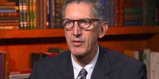 Profesori dhe analist amerikan, Edward Josef, tha se sulmet e së dielës në  veri të Kosovës mund të kishin pasur përfundim edhe më keq