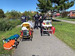 Body Is Found In Hunt For Five Year Old Boy Who Plunged Into The Harlem River Daily Mail Online
