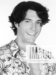 PARADISE BEACH, John Simon Holding, (1993), 1993-94. New World Television  Courtesy: Everett