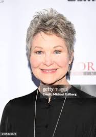 964 Dee Wallace Stone Photos Stock Photos, High-Res Pictures, and Images