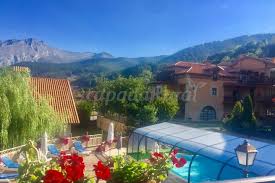 Un fin de semana que pasamos en estas casas rurales en cahecho, a 11 kms. Apartamentos Alquitara Casa Rural En Potes Cantabria