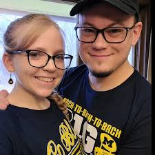 Jonathan Petzold's Instagram, Twitter & Facebook