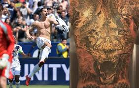 Zlatan ibrahimović ist ein schwedischer fußballspieler, der seit dem 1. Zlatan Ibrahimovic Frau Grosse Tattoos Gehalt Gewicht Wiki Bio