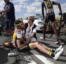Includes route, riders, teams, and coverage of past tours. Tour De France So Kam Es Zum Massenunfall Auf Der Dritten Etappe Bilder Fotos Welt