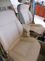 Buhar Vakumlu Koltuk Temizligi Tum Bakterileri Yok Eder Koltuklariniz Yeni Alinmiscasina Parlak Ve Tertemiz Olur Ovalamadan Yapi Dosemeler Koltuklar Parlak