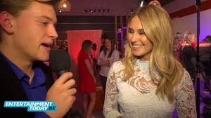 Physical structure expresses the beauty of celebrities. Jeremie Vrielynck Had Een Vraag Voor Lenty Frans De Gouden K S 2016 Youtube