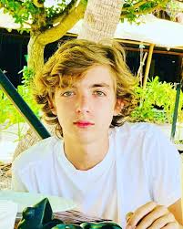 Foto: Joaquim, filho de Luciano Huck e Angélica Joaquim, completou 15 anos  de idade