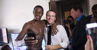 Select from premium emmanuel macron of the highest quality. Macron S Selfie Gets The Middle Finger Politico