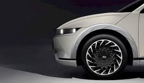 This extended wheelbase requires a more sophisticated approach to translate this new proportion into a contemporary ev typology. Hyundai Ioniq 5 To Come In 58 Kwh 74 Kwh Variants Update