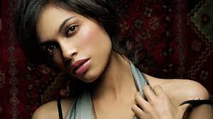 Rosario Dawson holtan talált rá az unokahúgára